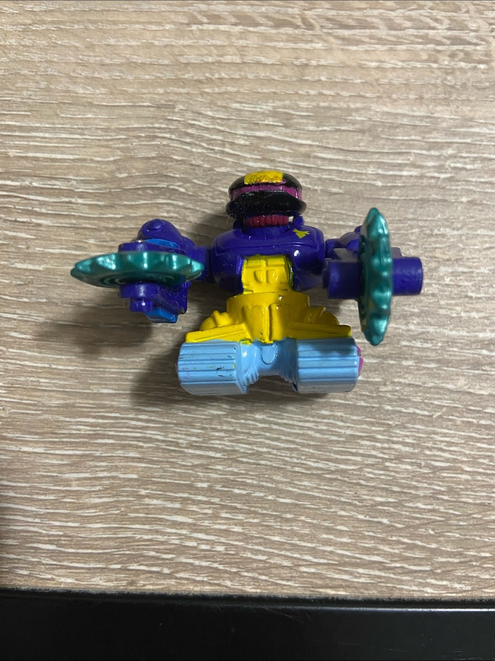 1994 Z-Bots Attaxor Brute Force Series 4 Micromachines